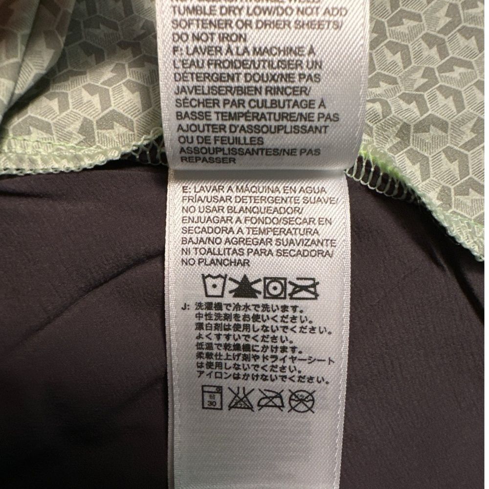 The North Face Women's High-Vis Lime Green and Black Windbreaker Jacket - Picture 13 of 14